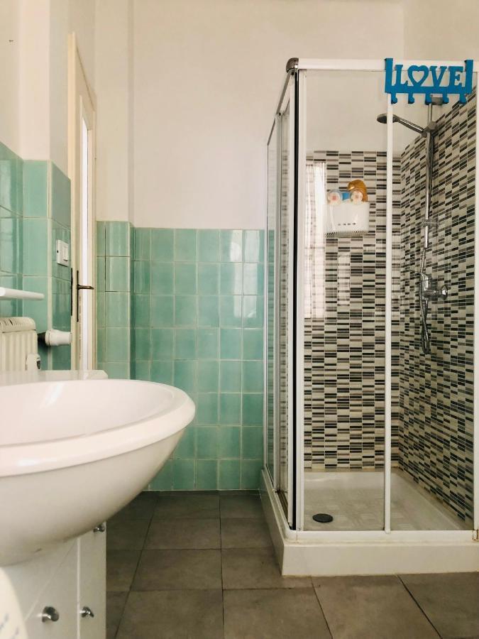 Peaceful Apartment 1 Minute Walk To The Beach Ventimiglia Eksteriør bilde